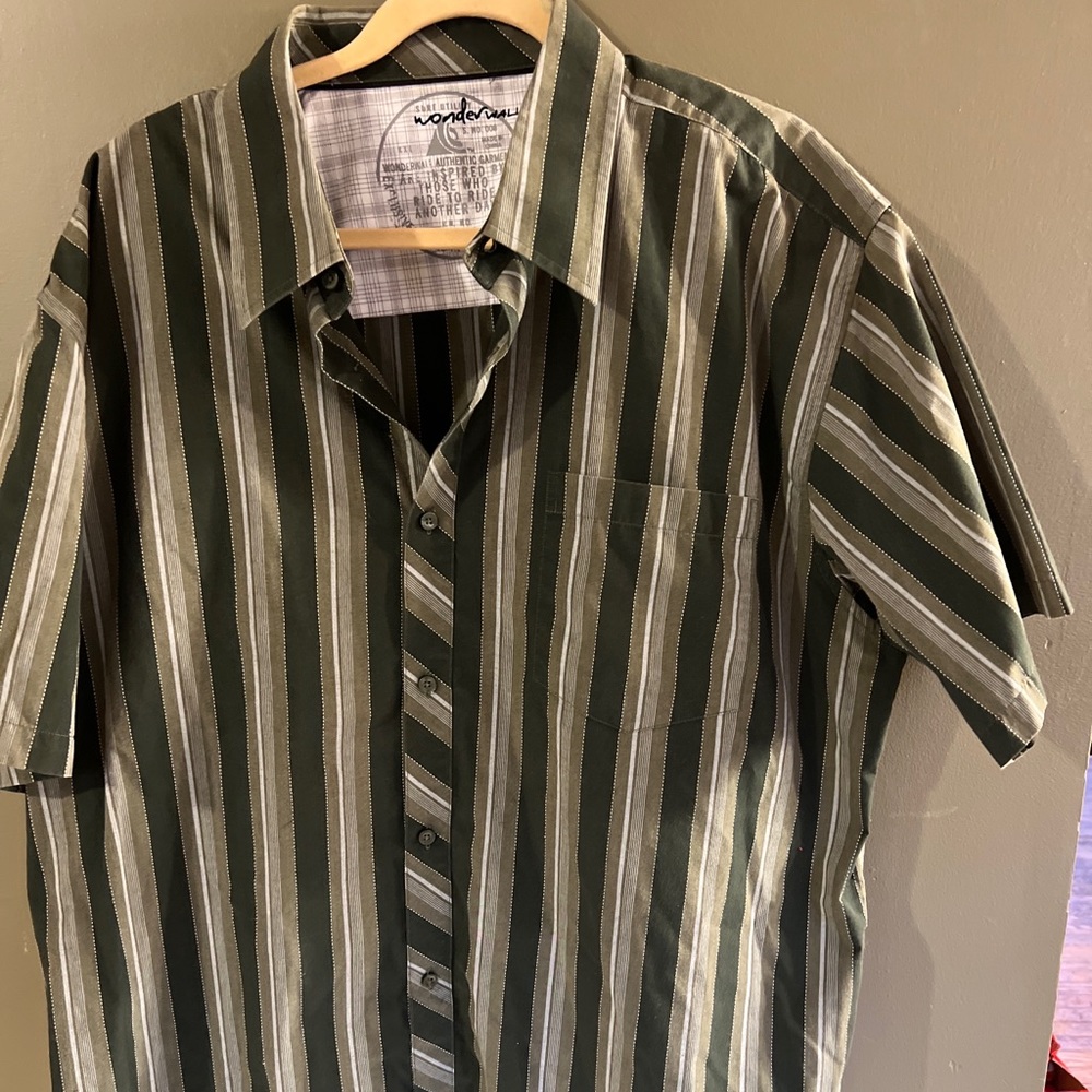 wonderwall surf shirt XXL